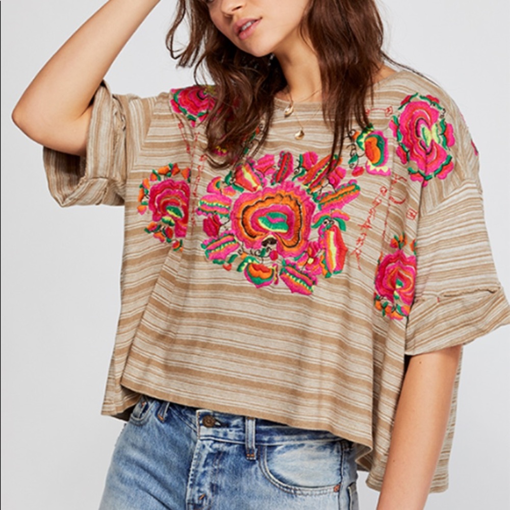 Free People Catalunya Tee in Mushroom XS AND S